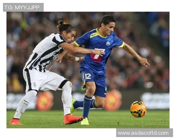 22号足球明星引领新潮流 聚焦未来足坛传奇崛起之路 22号足球明星引领新潮流 聚焦未来足坛传奇崛起之路