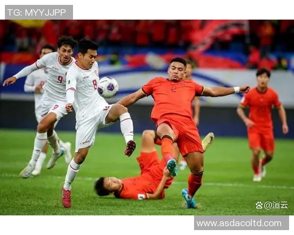 世界顶级足球巨星荣耀集结震撼海报展现球场英姿与无限激情 世界顶级足球巨星荣耀集结震撼海报展现球场英姿与无限激情