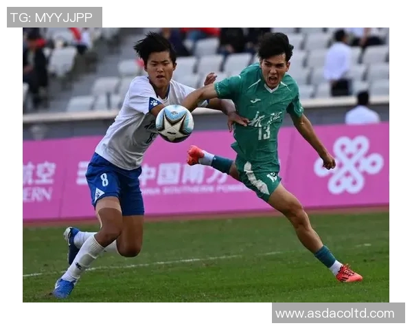 揭秘当今足坛球星身形特点与力量速度对抗中的独特优势 揭秘当今足坛球星身形特点与力量速度对抗中的独特优势